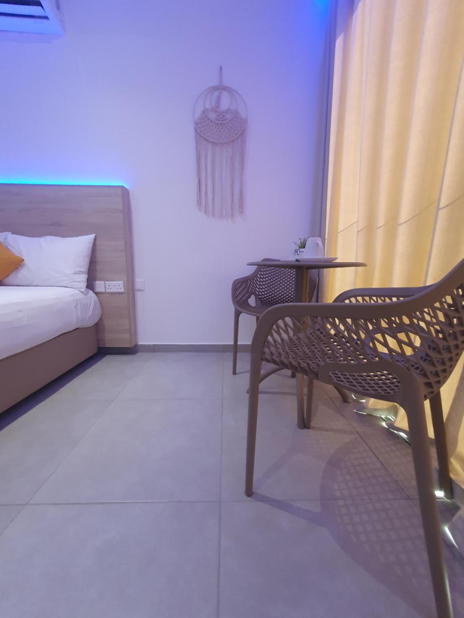 Sun Plaza Suites - Adults Only Ayía Nápa Extérieur photo